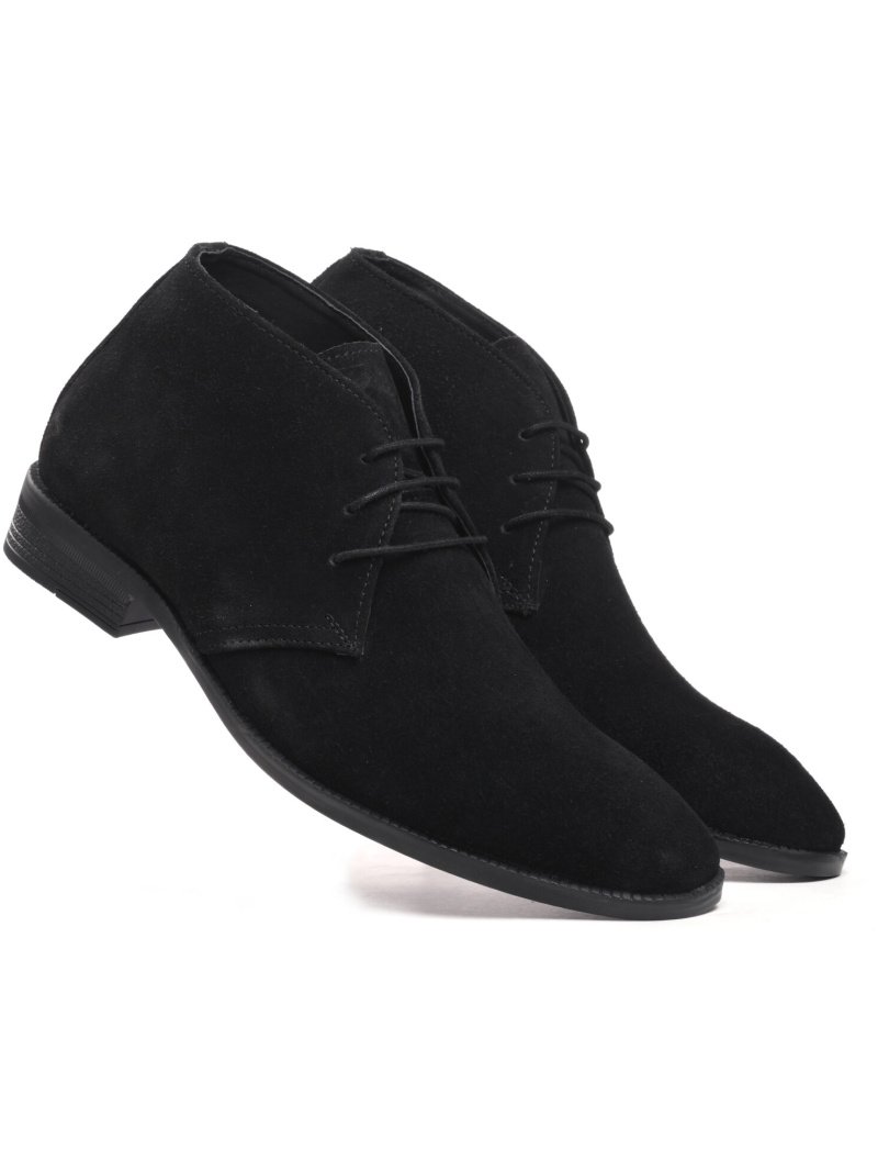 7005-Black Weekender Chic Suede Chukkas - Black